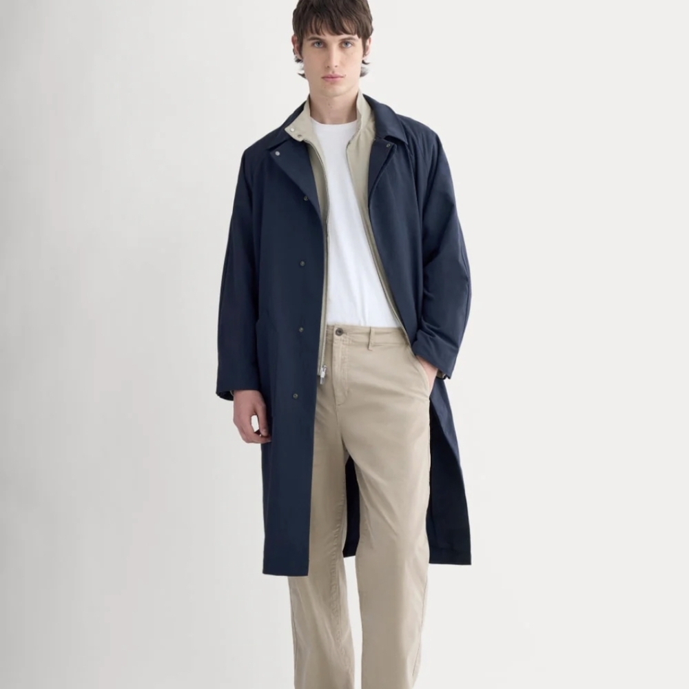 EVERLANE The Re:Cycled Nylon Mac Coat